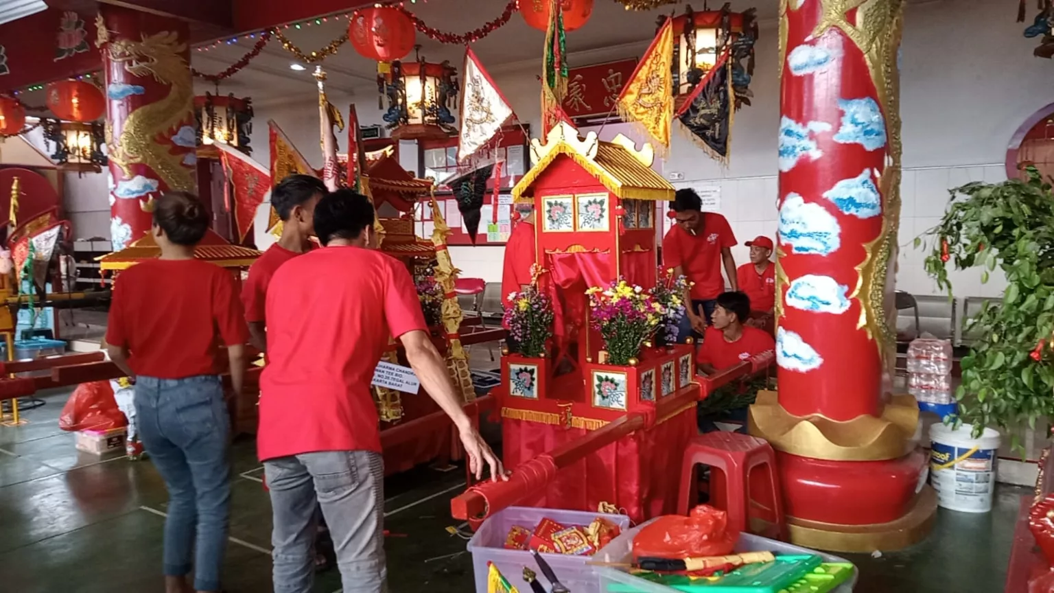 Ratusan Peserta Padati Klenteng Vihara Dharmaloka Garut dalam Rangka Menyambut Cap Gomeh