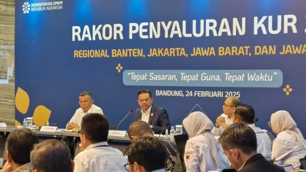 apat koordinasi penyaluran KUR 2025 regional Banten, Jakarta, Jabar, dan Jateng. Acara berlangsung di Kantor BJB, Jalan Naripan, Kota Bandung