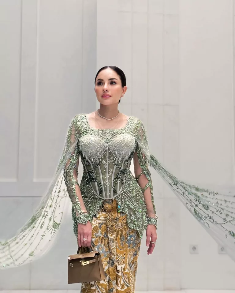 Nikita Mirzani Jadi Tersangka Kasus Pemerasan (IG/nikitamirzanimawardi_172)