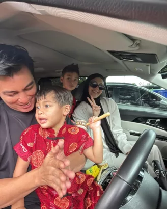 Demi Anak Baim Wong Bertemu dengan Paula Verhoeven (@baimwong)