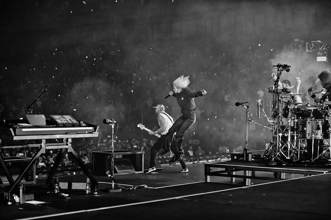 Linkin Park Tutup Konser "From Zero World Tour" di Jakarta (@linkinpark)