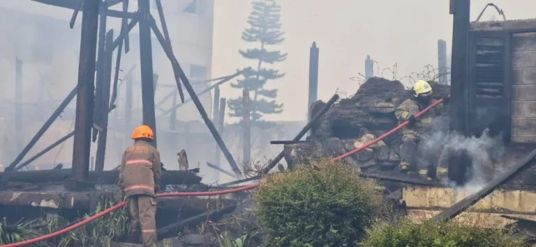 Warung Eks Sari Sunda di Bandung Ludes Terbakar Dilalap Api