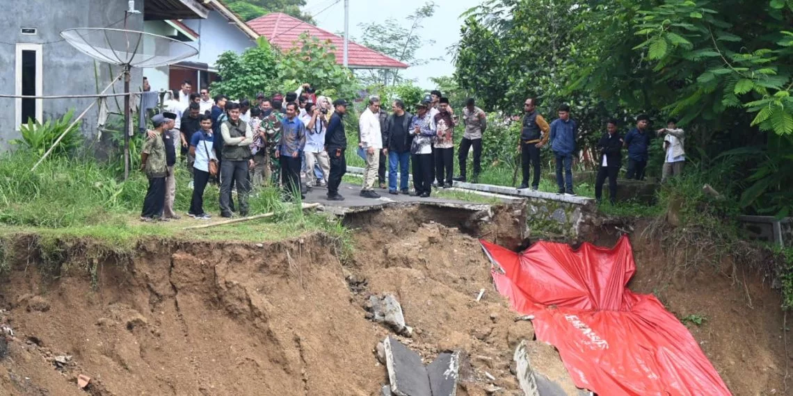 55 Desa di 27 Kecamatan di Kuningan Terdampak Longsor dan Banjir