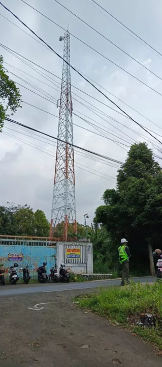 Warga Cipari Bongkar Paksa Tower Protelindo