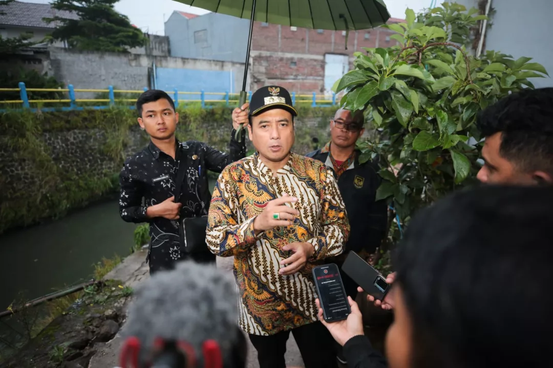 Wakil Wali Minta DSDABM Periksa Kirmir Seluruh Sungai di Kota Bandung