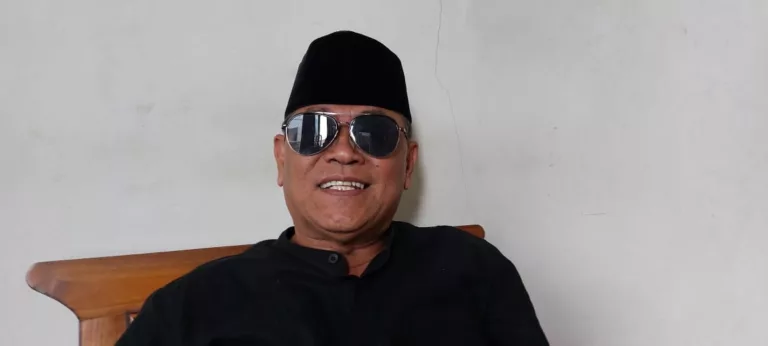 Pengamat kebijakan publik sekaligus pensiunan ASN Kementerian Agama, H. Yusron Kholid bicara soal 100 hari kerja bupati kuningan