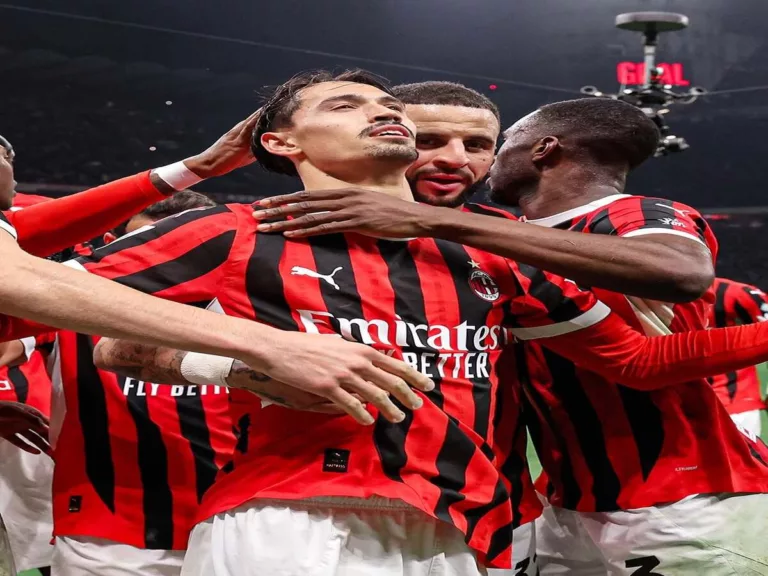 Gelandang AC Milan berdarah Indonesia, Tijjani Reijnders