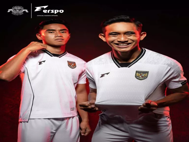 Patrick Kluivert dan Erick Thohir beri saran untuk jersey baru Timnas Indonesia