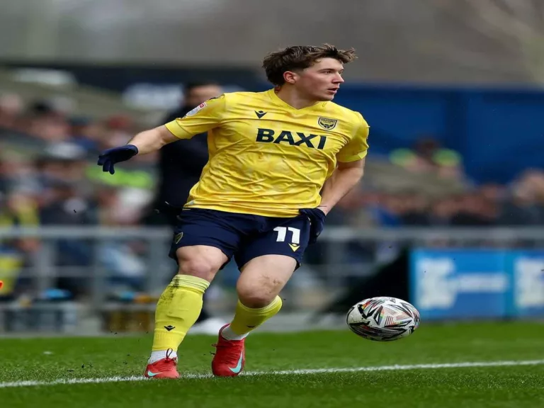 Media Inggris puji Ole Romeny yang tampil impresif bersama Oxford United