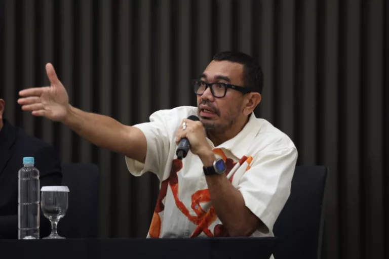 Anggota Exco PSSI, Arya Sinulingga, memastikan pihaknya akan bekerja keras dalam proses naturalisasi tiga calon pemain Diaspora