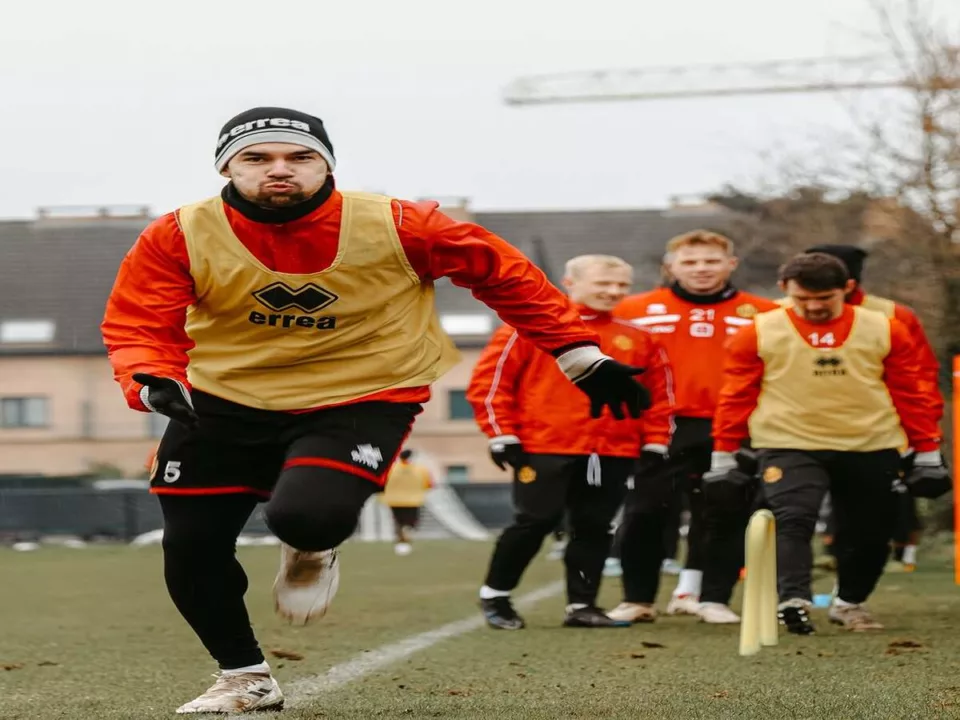 Bek Timnas Indonesia, Sandy Walsh, tertarik untuk hijrah ke liga Asia