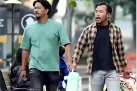 Sinopsis Preman Pensiun 9 Kamis 13 Maret 2025, Dagangan Agus dan Yayat Direbut Paksa Kojek dan Leroy, Didu Ngadu ke Kang Cecep?