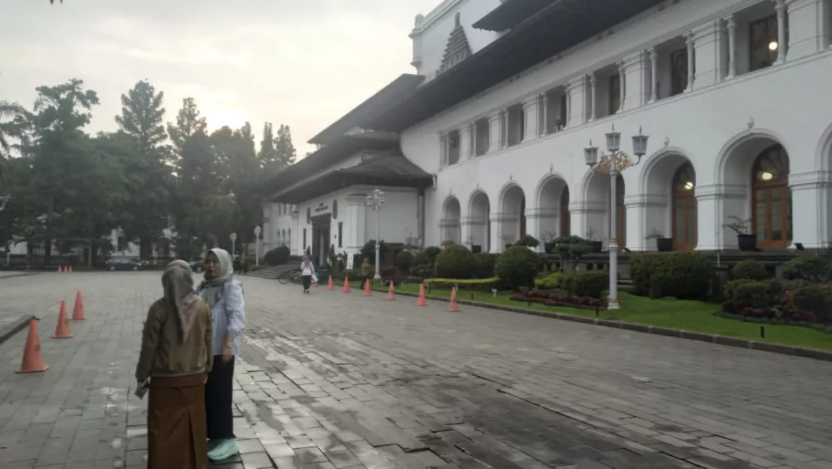 Suasana Gedung Sate Senin, 3 Maret 2025, Pagi