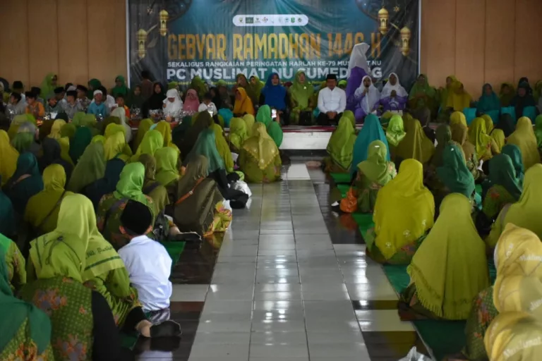 Ribuan Kader Muslimat NU Sumedang Hadiri Gebyar Ramadan dan Harlah ke-79