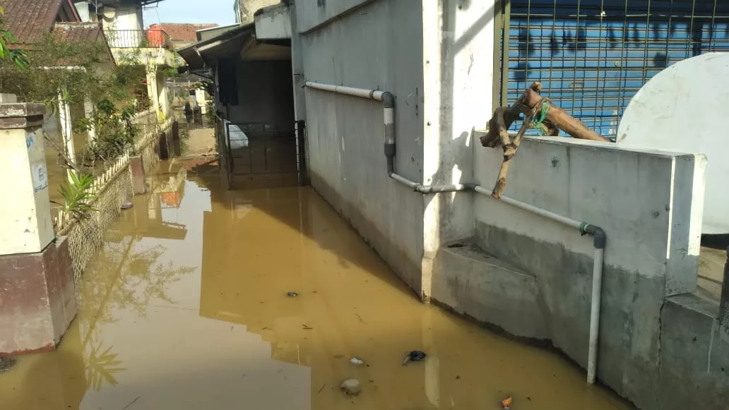 Pemukiman Sekitar Cijagra Terendam Banjir