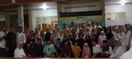 SPENSA 85 Berbagi di Bulan Ramadhan: Santuni Anak Yatim dan Bagikan Takjil