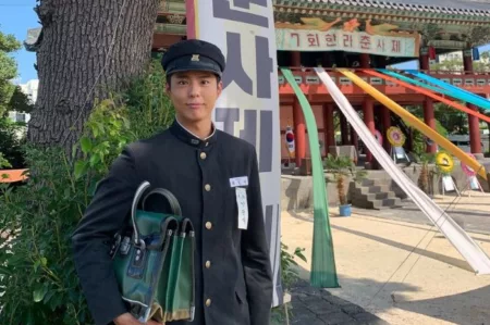 Aktor Park Bo Gum dengan drama Korea terbaiknya