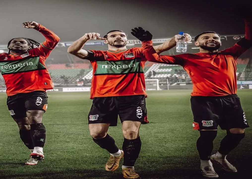 Calvin Verdonk tampil solid saat NEC Nijmegen sukses menahan imbang Feyenoord