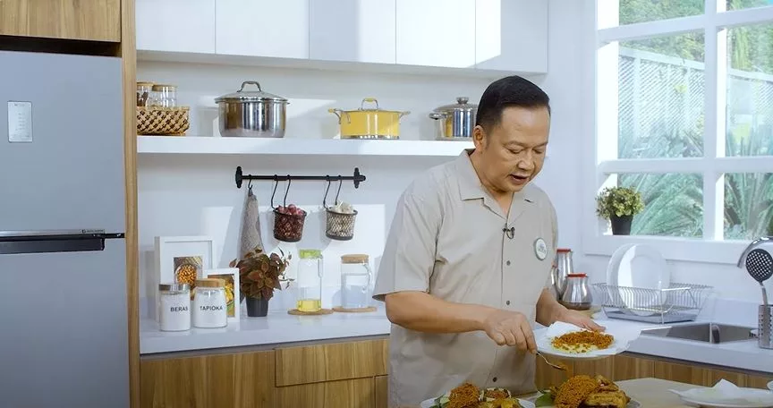 Chef Rudy bagikan resep ayam goreng ungkep bumbu opor