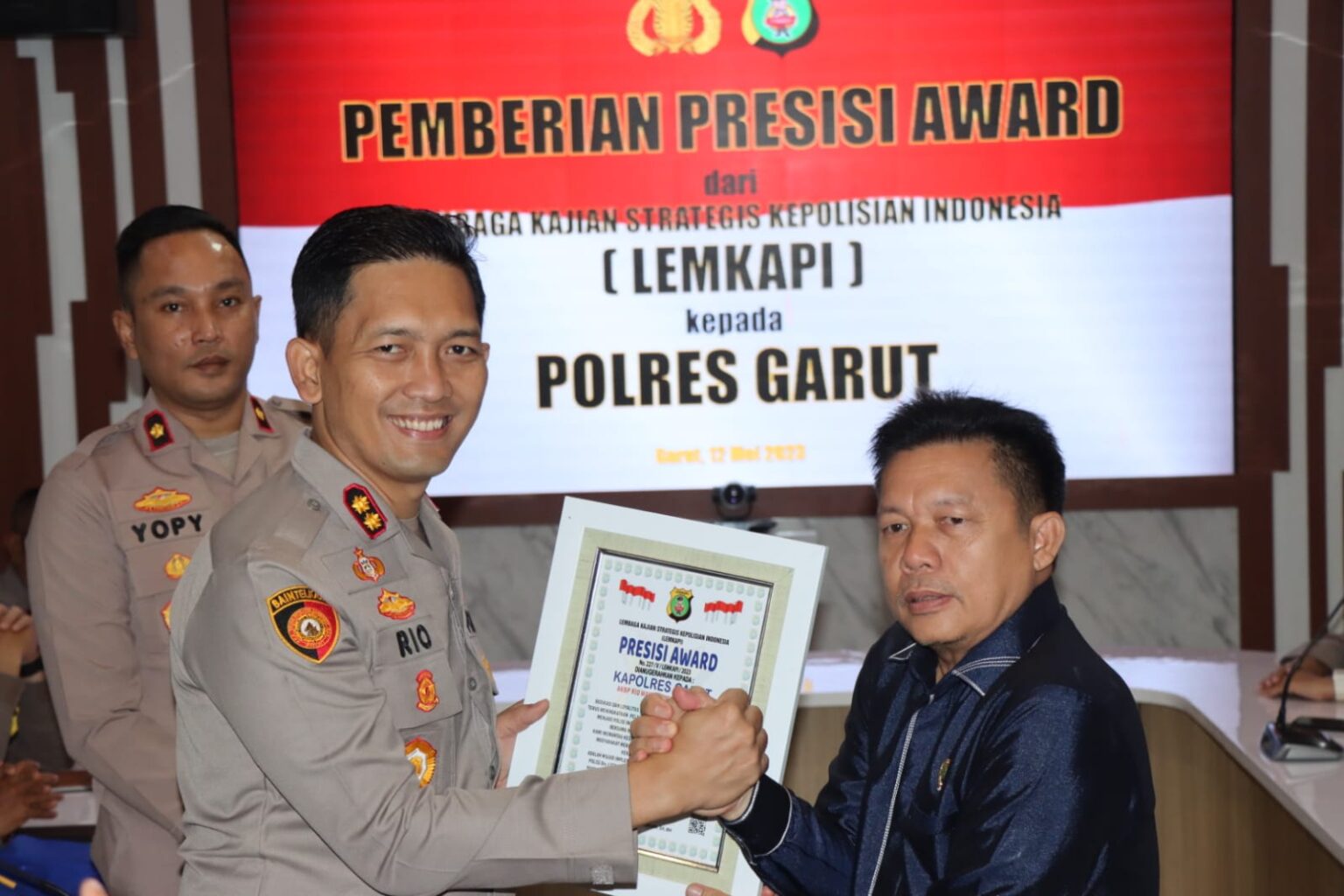 Kapolres Garut Raihan Presisi Award