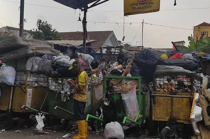 Sampah Sudah Sepekan Menumpuk di TPS, DLH Kota Bandung Masifkan Pengolahan Terpadu