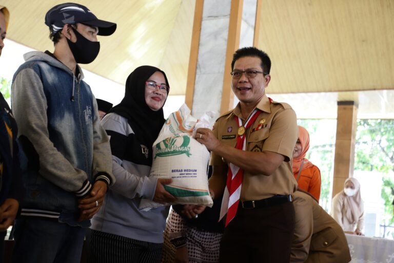 Keren! Pemkab Bandung Gelontorkan Bantuan bagi 224.468 Penerima di 31 Kecamatan