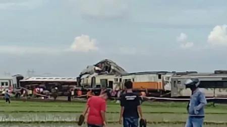 Tragedi Tabrakan Kereta Api