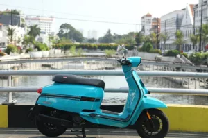 Motor Mirip Vespa Cuma 600 Ribuan! Yakin Gak Mau Kredit Lambretta V125 Special? Cek Skema Cicilan