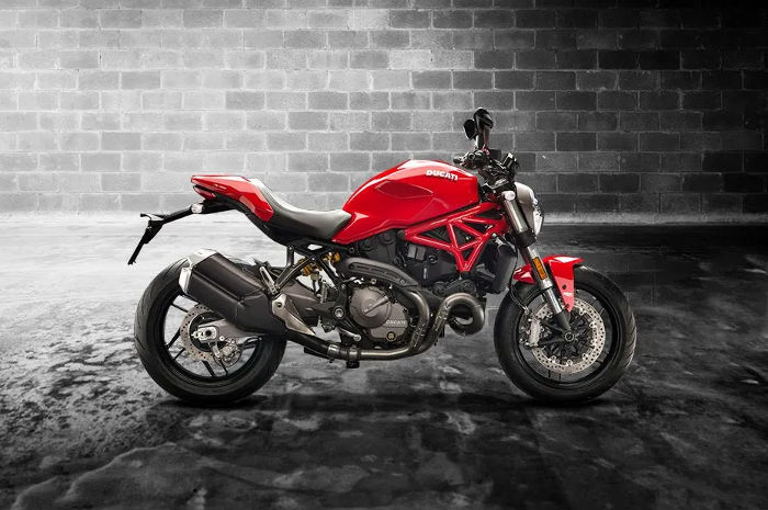 Kawasaki Ninja Auto Kesalip! Yuk, Kredit Motor Ducati Monster 797, Kepoin Skema Cicilannya di Sini