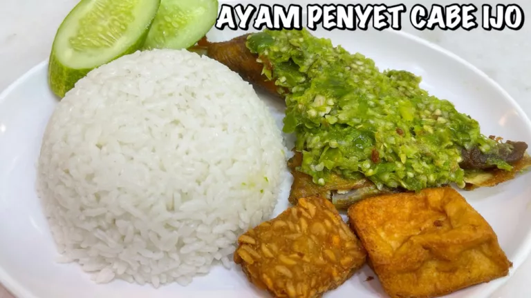 Resep Ayam Penyet Sambal Hijau Kombinasi Gurih dan Pedas ala Chef Devina Hermawan