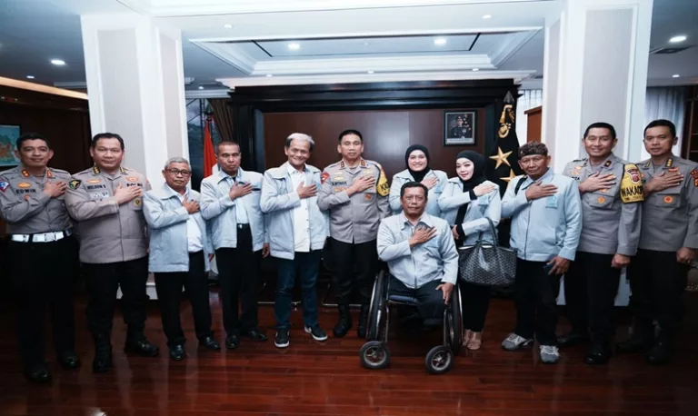 Jajaran Polda Jabar dengan Perkumpulan Penyandang Disabilitas Indonesia (PPDI) Jawa Barat